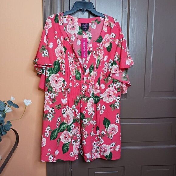 Penelope's Closet Women's 2X  V-Neck Top Blouse - Picture 2 of 11